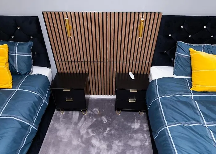 別荘 3 Bedroom House With En-suite Free Wifi And Parking マンチェスター