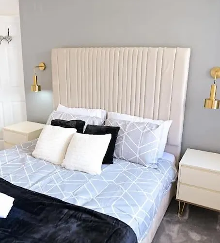 3 Bedroom House With En-suite Free Wifi And Parking 別荘 マンチェスター