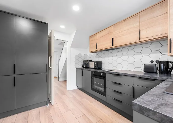 Morden En-suite - Close Cente & Etihad Stadium Rum i privatbostad