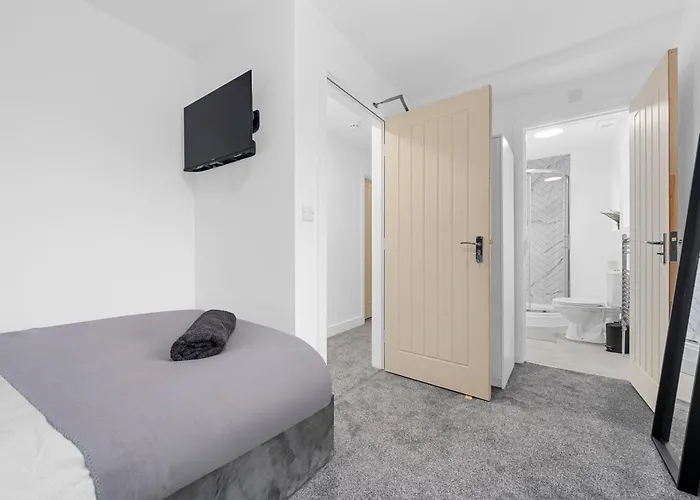 Morden En-suite - Close Cente & Etihad Stadium *