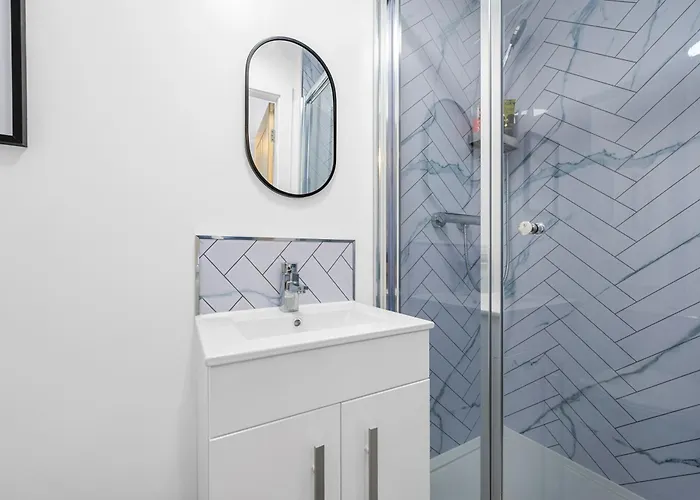 Morden En-suite - Close Cente & Etihad Stadium Mánchester