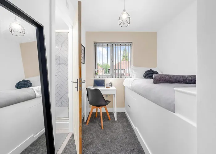 Morden En-suite - Close Cente & Etihad Stadium