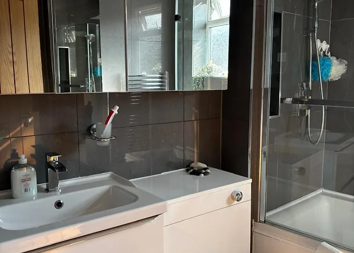 Seychelles Resident *