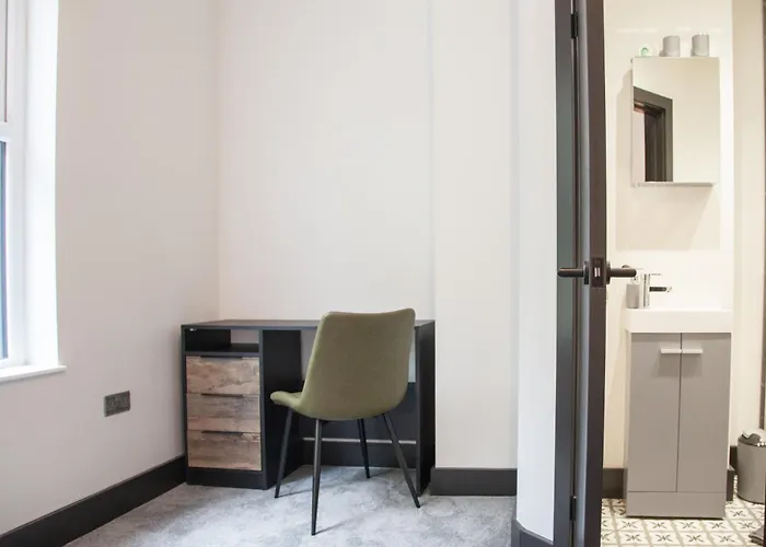 New! Stylish & Modern With Free Parking! Book Now! 아파트