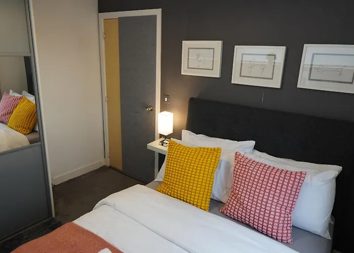 Quarto em Acomodações Particulares Luxury - Pick A - Free Parking & Kitchen Access, Near Etihad Stadium, The Coop Live & Piccadilly Station, Manchester