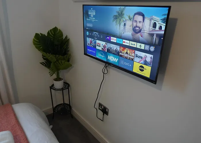 Luxury - Pick A - Free Parking & Kitchen Access, Near Etihad Stadium, The Coop Live & Piccadilly Station, 曼彻斯特