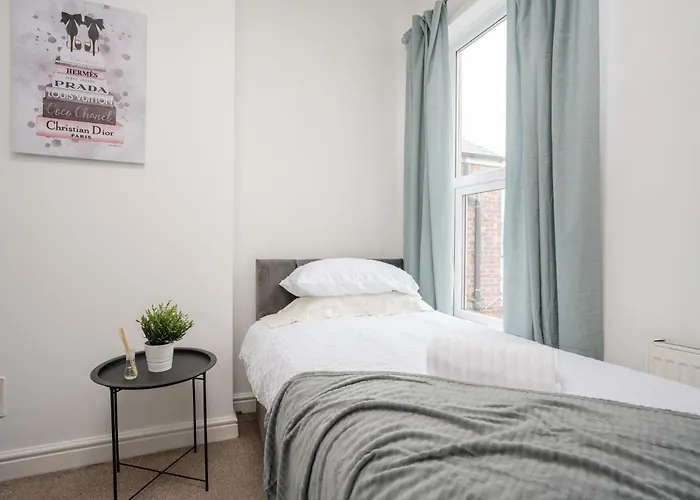 Vibrant&spacious 3br House, Near City&salford Quays, Free Parking Mánchester