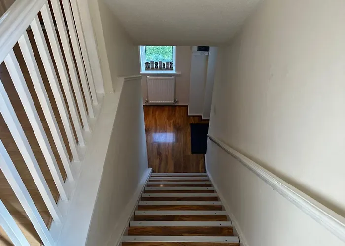 Daire 3 Bedroom Close To Stadium And Coop Live *