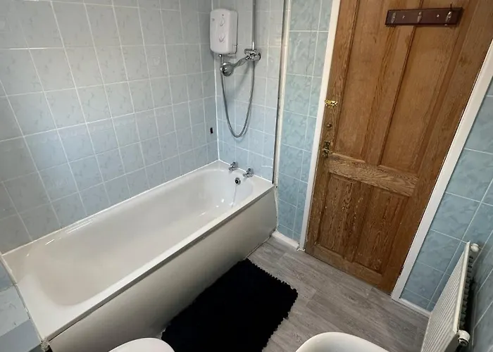 3 Bedroom Close To Stadium And Coop Live * Mánchester