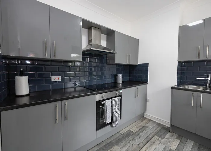 Huge 6br Sleeps 12 Near City! 펜션