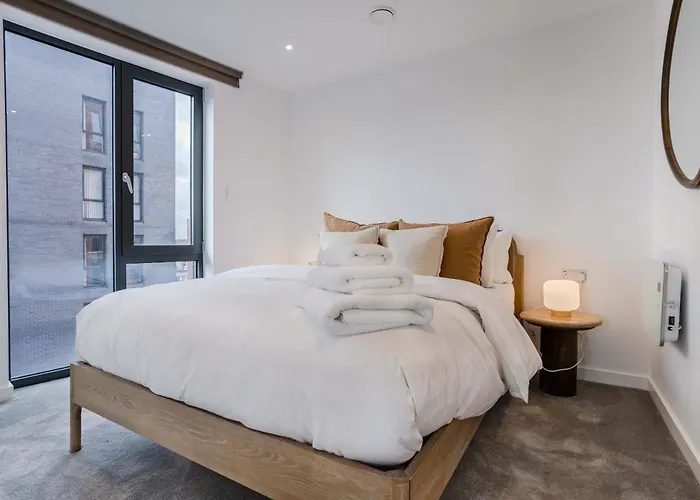 Alabaster By Casacity 맨체스터