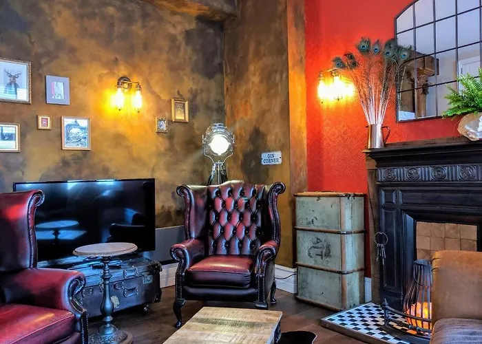 Boutique Centre Flat By Superhost