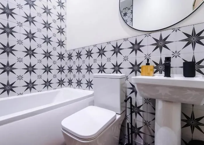 Industrial Design 4 Bed House