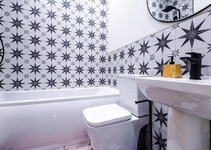 Industrial Design 4 Bed House Manchester