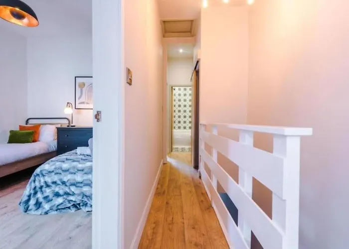 Industrial Design 4 Bed House Manchester