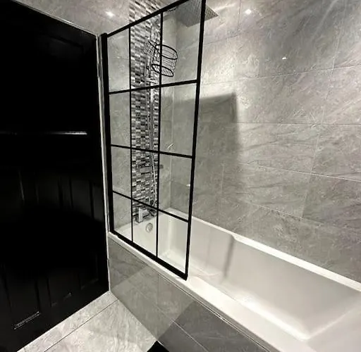 Luxury 2-br House Ao Arena & & Old Trafford Manchester