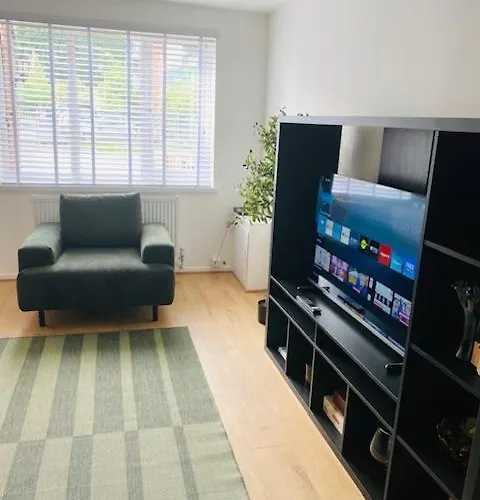 Live Coop Apartment-entire House With Free Parking And Garden- Etihad Stadium Nyaraló