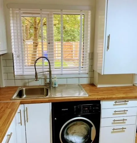 Live Coop Apartment-entire House With Free Parking And Garden- Etihad Stadium * Mánchester