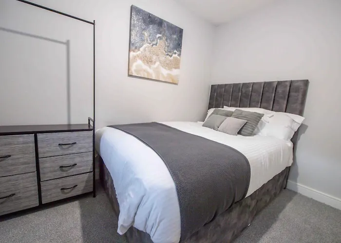 Beautiful, Peaceful, 5 Bedroom With Hot Tub! Dom wakacyjny Manchester