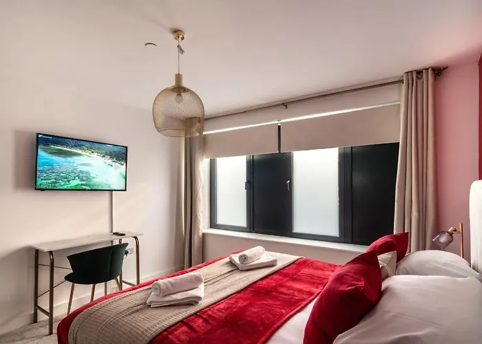 Stayzeni, Alexandra Rise Neat 1br Flat *