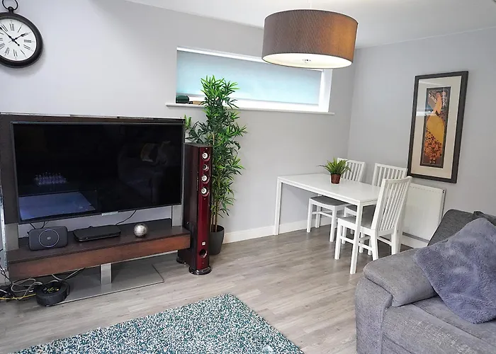 Rylance Luxury House - Free Parking 맨체스터