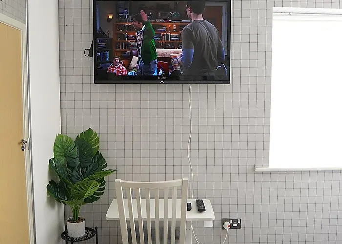 Rum i privatbostad Luxury - Pick A - Free Parking & Kitchen Access, Near Etihad Stadium, The Coop Live & Piccadilly Station, *