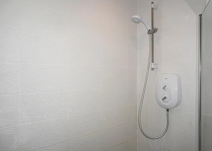 民宿 Luxury - Pick A - Free Parking & Kitchen Access, Near Etihad Stadium, The Coop Live & Piccadilly Station, *