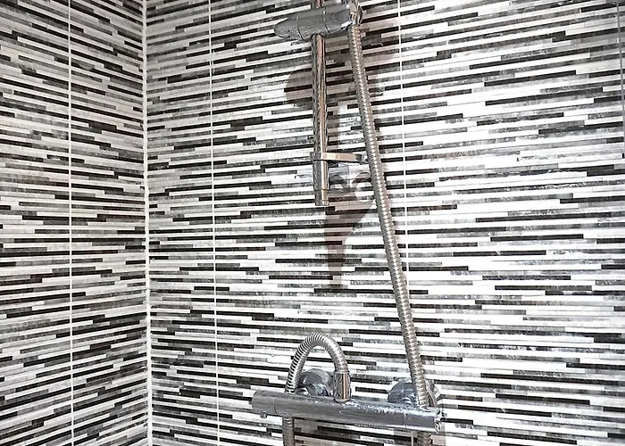 民宿 Luxury - Pick A - Free Parking & Kitchen Access, Near Etihad Stadium, The Coop Live & Piccadilly Station,