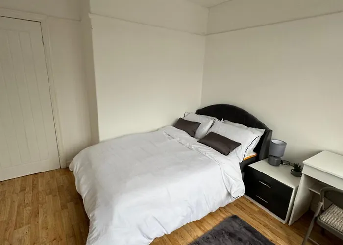 Elegant Estates Humble Abode 5 홈스테이 *