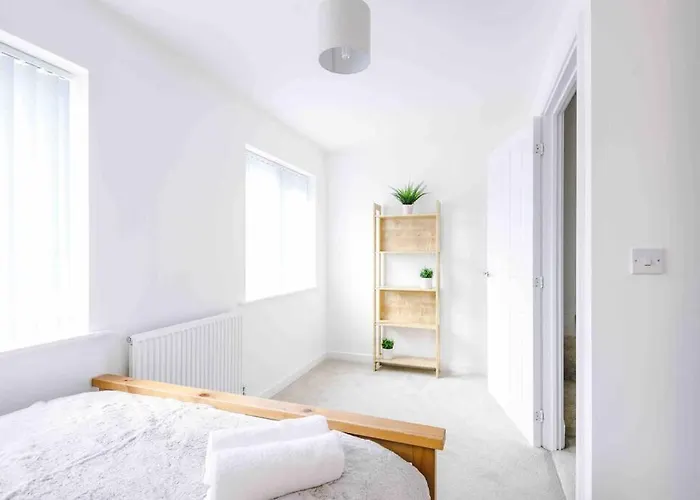 Сasa de vacaciones Spacious 4-bed Mánchester