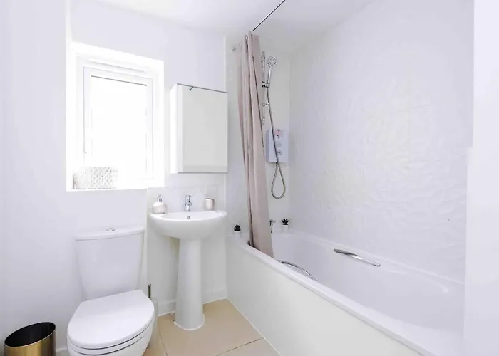 Spacious 4-bed * Mánchester