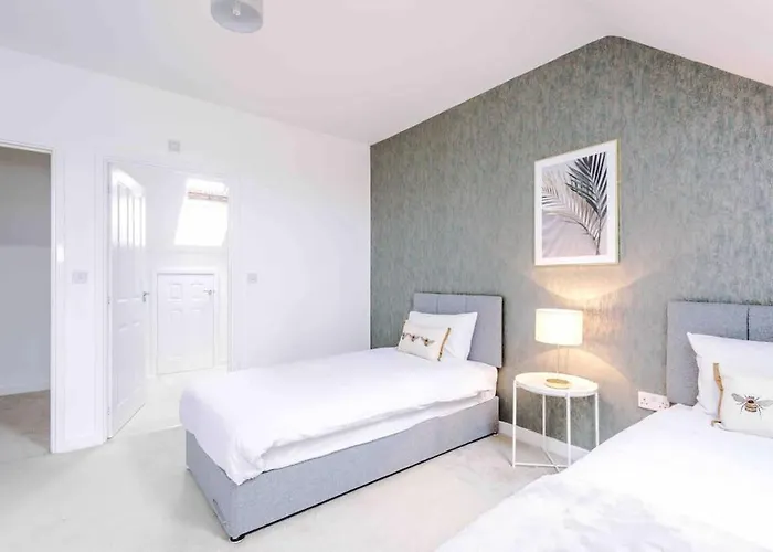 Spacious 4-bed Сasa de vacaciones Mánchester