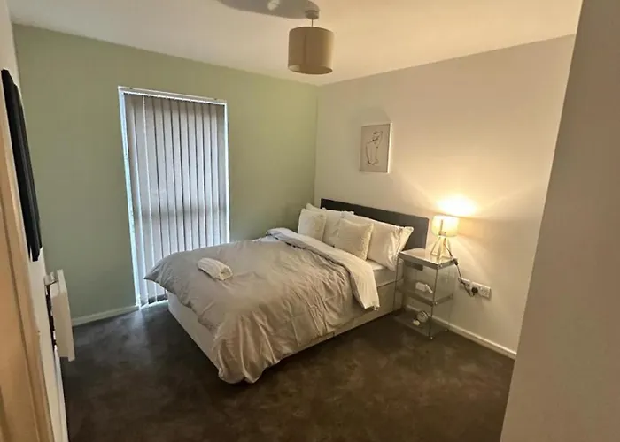 Luxury 2br Near Town And Etihad Stadium *