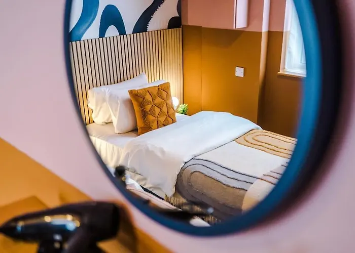 Modern 4-bedroom In * 맨체스터