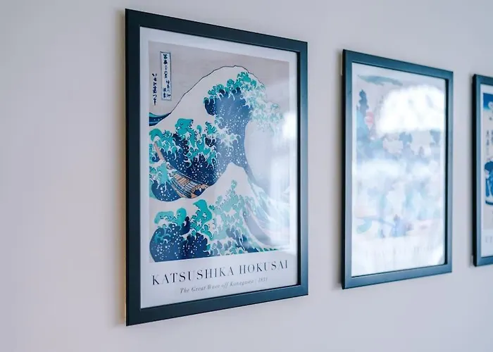 Stylish Home, Games Room, Sleeps 6, Large Driveway, Perfect For Groups * مانشستر