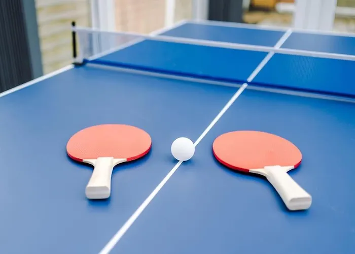 アパート Stylish Home, Games Room, Sleeps 6, Large Driveway, Perfect For Groups マンチェスター