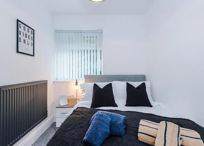 アパート Stylish Home, Games Room, Sleeps 6, Large Driveway, Perfect For Groups