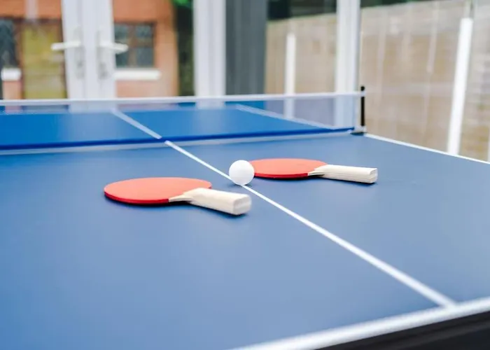 公寓 Stylish Home, Games Room, Sleeps 6, Large Driveway, Perfect For Groups *