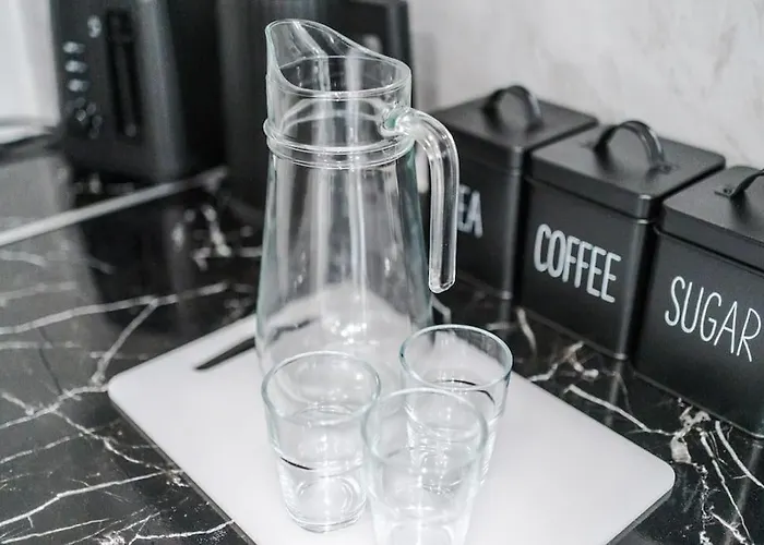 アパート Stylish Home, Games Room, Sleeps 6, Large Driveway, Perfect For Groups マンチェスター