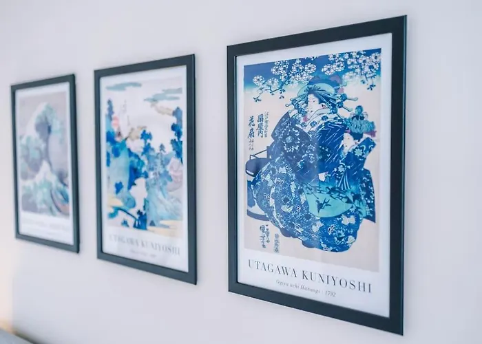 Stylish Home, Games Room, Sleeps 6, Large Driveway, Perfect For Groups 公寓 *