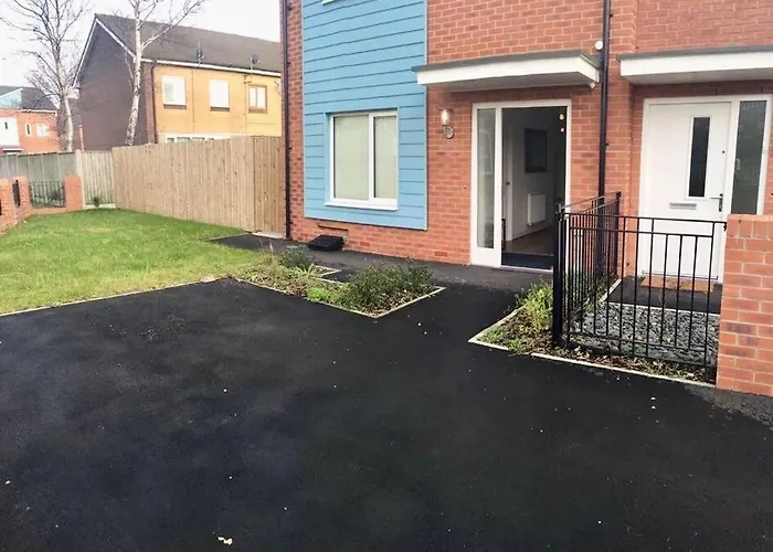 Cosy Modern 3-bed Near Etihad, Coop Arena - Ao Arena And Center 펜션