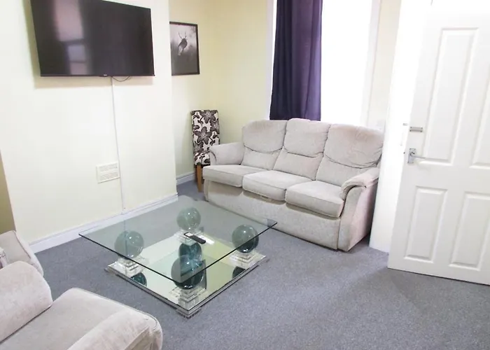 Perfect House For Professionals *