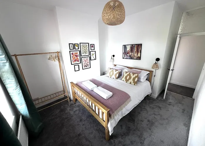 Edwardian Terrace In * マンチェスター