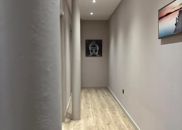 Stunning 2br In Chinatown 아파트 *