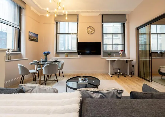 Luxury 2br Apt In City Centre *