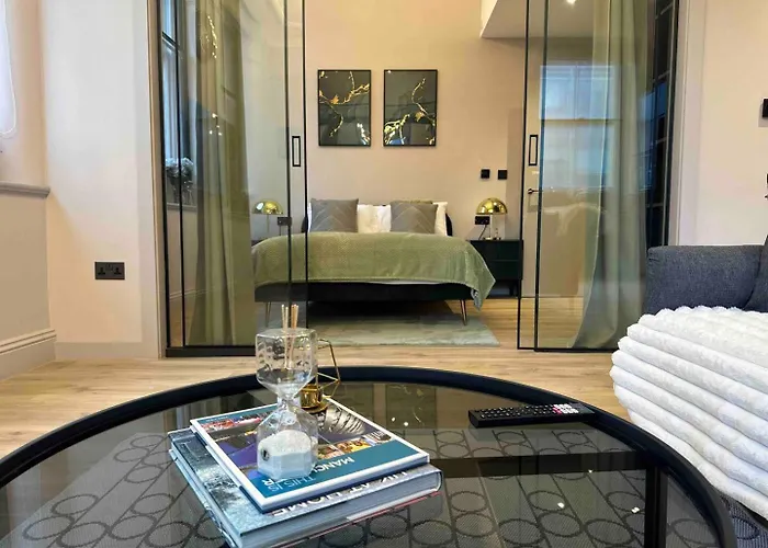 Luxury 2br Apt In City Centre Apartment *