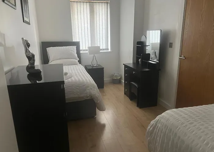 Luxury Modern Town House, Centre, Free Secured Parking 펜션