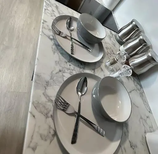 Apartament Where Dream Becomes Reality-netflix-games-central