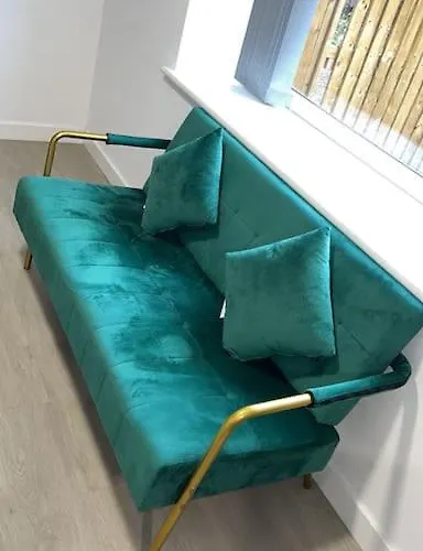 Apartament Where Dream Becomes Reality-netflix-games-central *