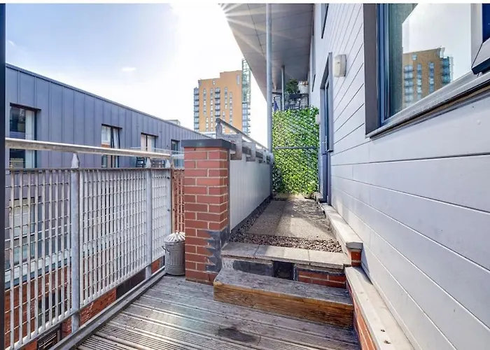 아파트 Luxury 2br - Prime Location - Parking *